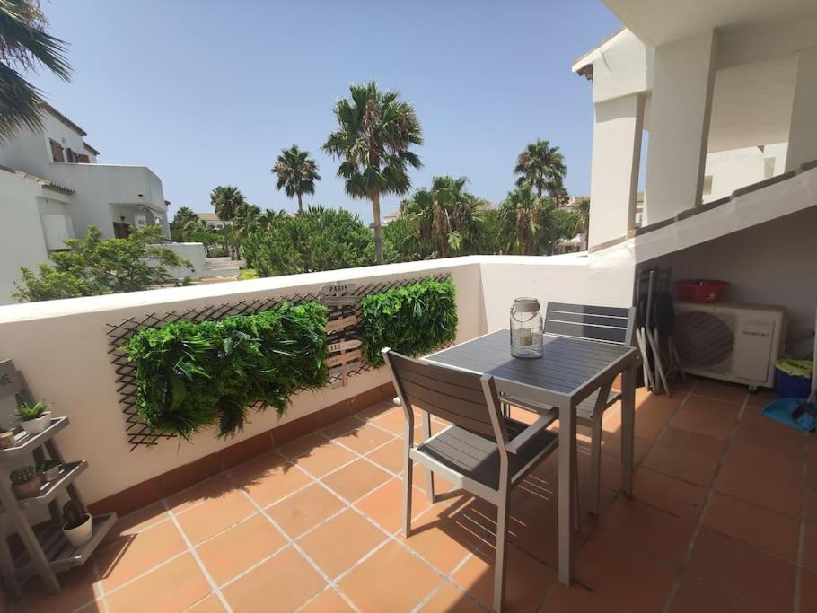 Precioso apartamento a 700 m del mar Chiclana de la Frontera Exterior foto